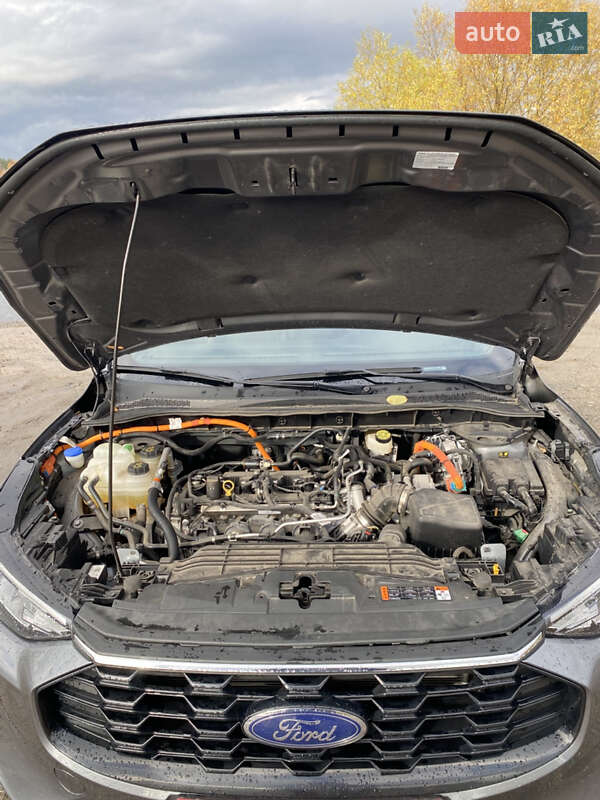 Внедорожник / Кроссовер Ford Escape 2023 в Киеве