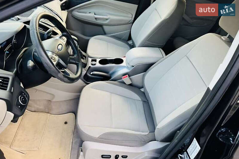 Позашляховик / Кросовер Ford Escape 2014 в Ужгороді фото 15 Позашляховик / Кросовер Ford Escape 2014 в Ужгороді