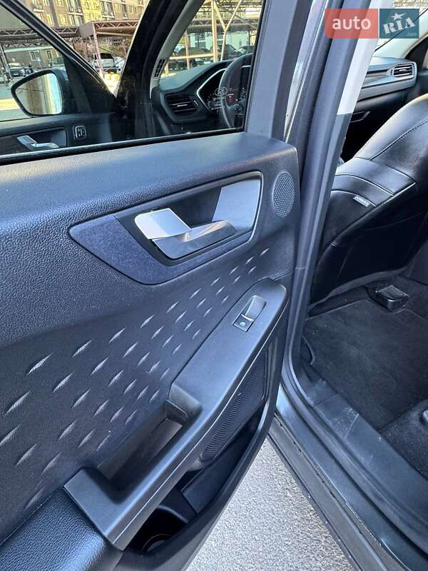 Позашляховик / Кросовер Ford Escape 2020 в Одесі