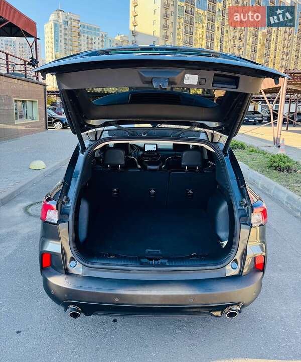 Позашляховик / Кросовер Ford Escape 2020 в Одесі