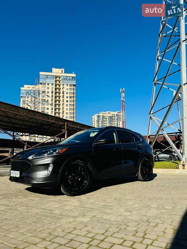 Позашляховик / Кросовер Ford Escape 2020 в Одесі