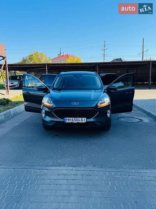 Позашляховик / Кросовер Ford Escape 2020 в Одесі