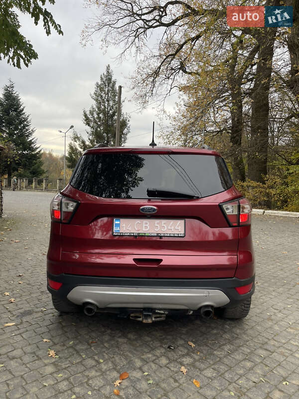 Позашляховик / Кросовер Ford Escape 2017 в Чернівцях фото 6 Позашляховик / Кросовер Ford Escape 2017 в Чернівцях