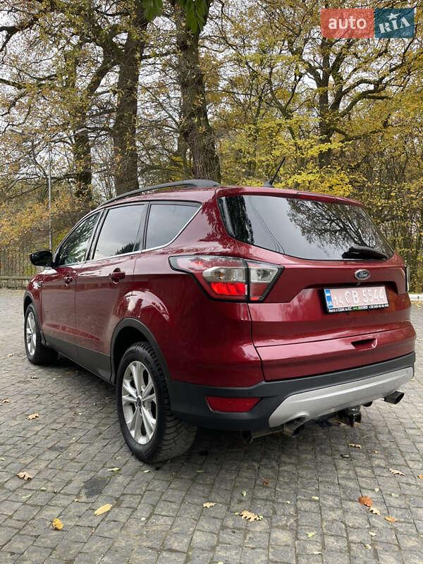 Позашляховик / Кросовер Ford Escape 2017 в Чернівцях фото 7 Позашляховик / Кросовер Ford Escape 2017 в Чернівцях