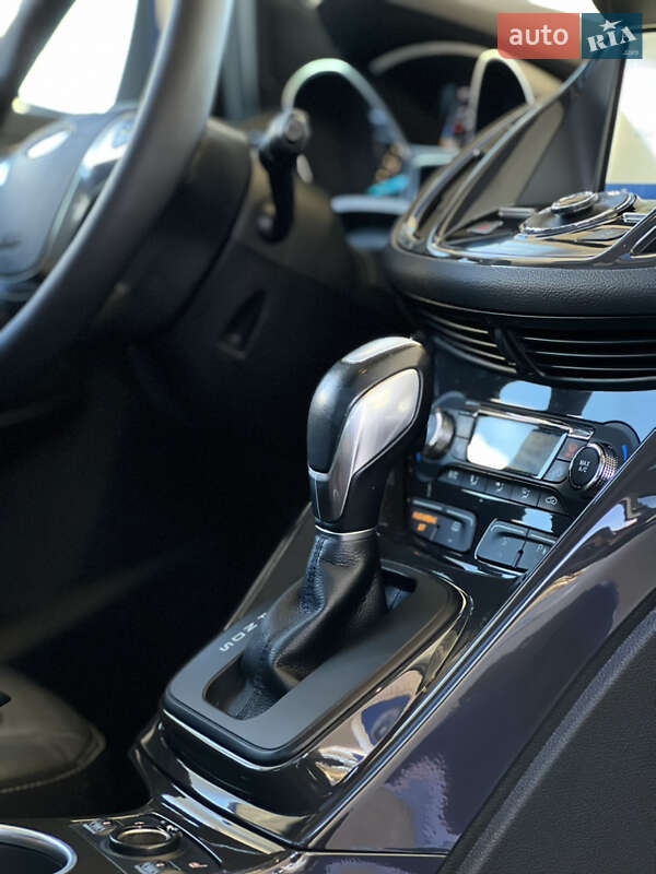 Позашляховик / Кросовер Ford Escape 2015 в Миколаєві