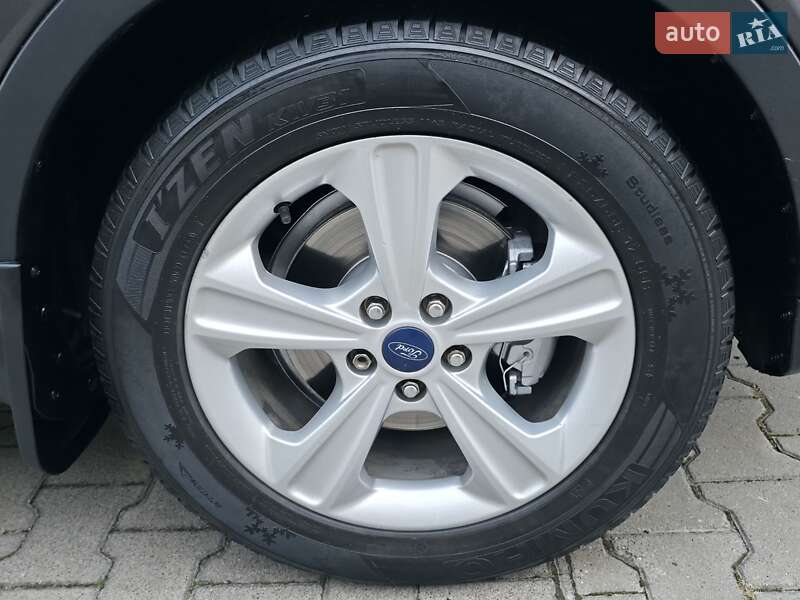 Позашляховик / Кросовер Ford Escape 2016 в Хмельницькому фото 20 Позашляховик / Кросовер Ford Escape 2016 в Хмельницькому