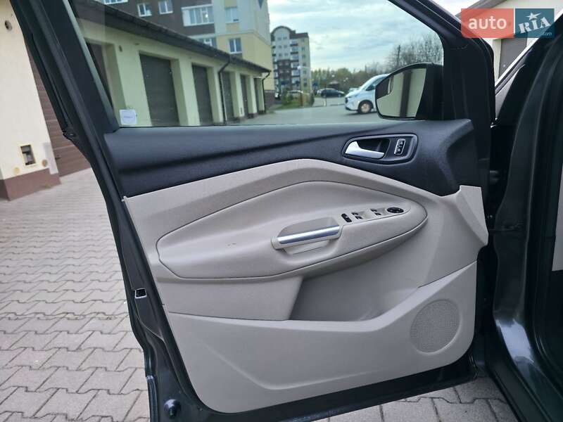 Позашляховик / Кросовер Ford Escape 2016 в Хмельницькому фото 32 Позашляховик / Кросовер Ford Escape 2016 в Хмельницькому