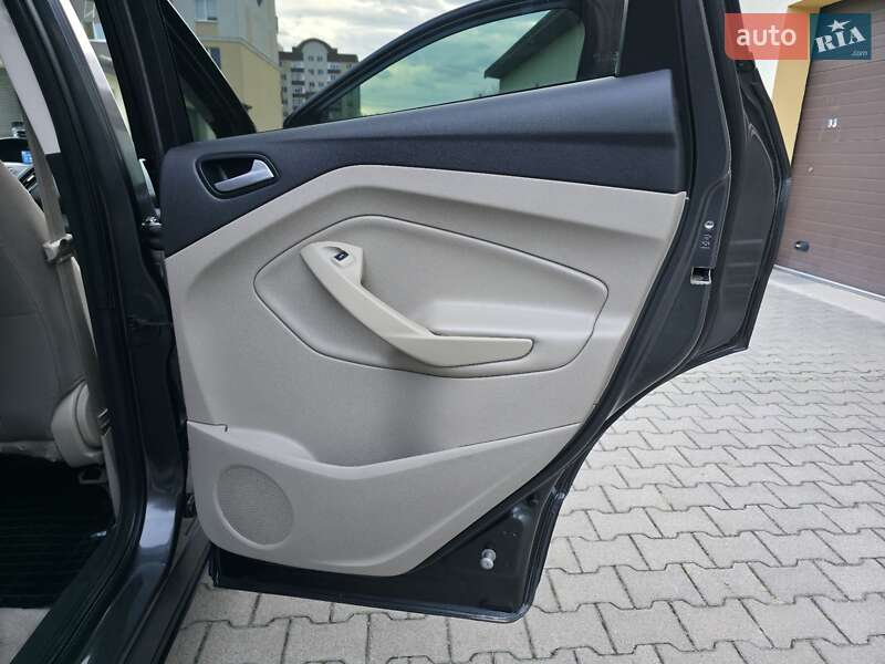 Позашляховик / Кросовер Ford Escape 2016 в Хмельницькому фото 52 Позашляховик / Кросовер Ford Escape 2016 в Хмельницькому