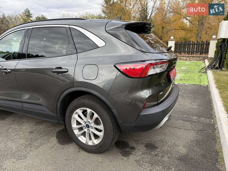 Внедорожник / Кроссовер Ford Escape 2020 в Киеве фото 9 Внедорожник / Кроссовер Ford Escape 2020 в Киеве