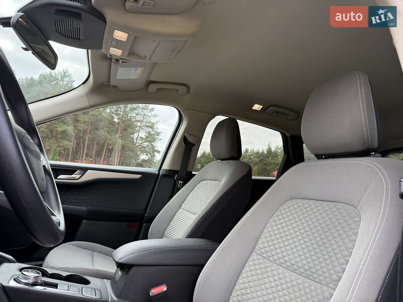 Внедорожник / Кроссовер Ford Escape 2020 в Киеве фото 32 Внедорожник / Кроссовер Ford Escape 2020 в Киеве