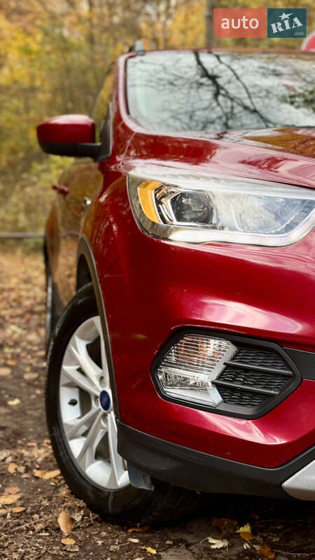 Позашляховик / Кросовер Ford Escape 2018 в Львові фото 15 Позашляховик / Кросовер Ford Escape 2018 в Львові