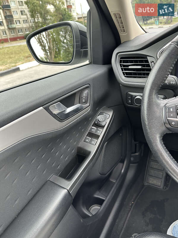 Внедорожник / Кроссовер Ford Escape 2020 в Харькове