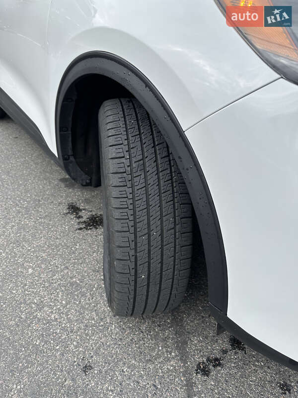 Внедорожник / Кроссовер Ford Escape 2020 в Харькове