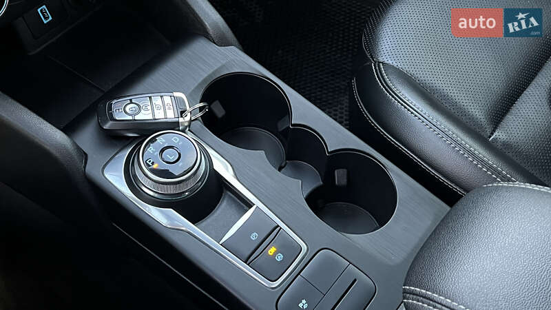Внедорожник / Кроссовер Ford Escape 2020 в Днепре фото 25 Внедорожник / Кроссовер Ford Escape 2020 в Днепре