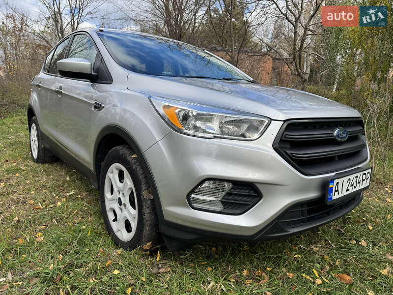 Внедорожник / Кроссовер Ford Escape 2017 в Белой Церкви