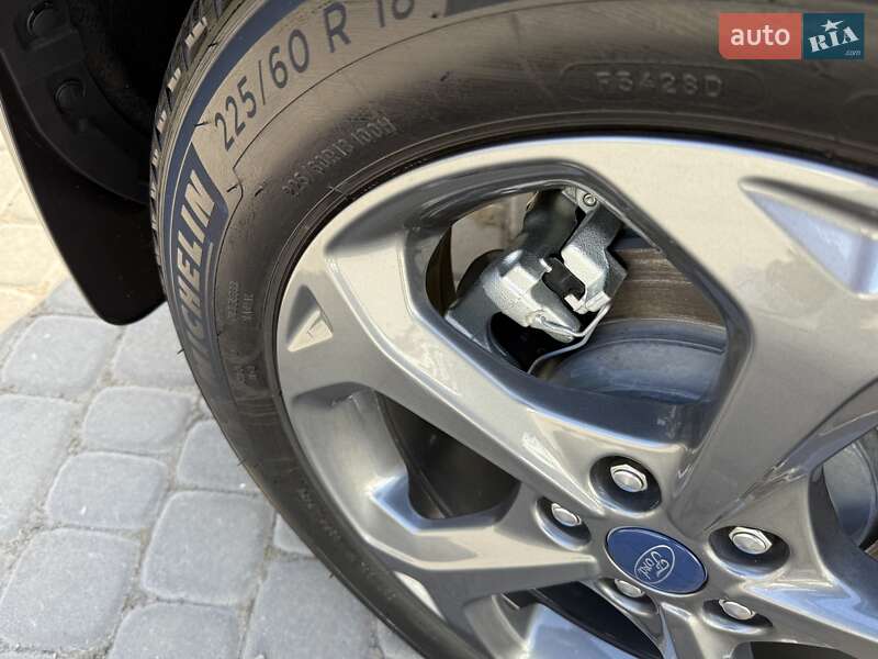 Внедорожник / Кроссовер Ford Escape 2024 в Виннице