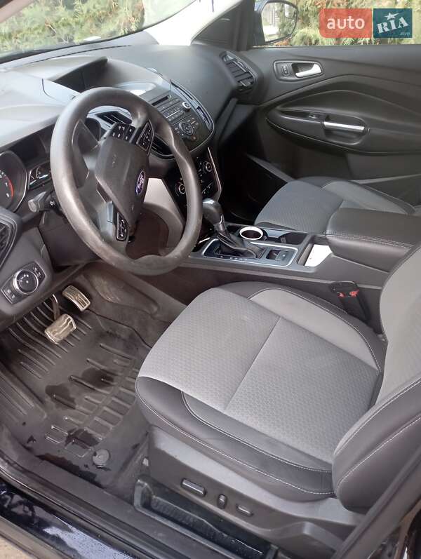 Внедорожник / Кроссовер Ford Escape 2017 в Ровно фото 6 Внедорожник / Кроссовер Ford Escape 2017 в Ровно