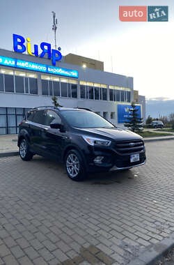 Внедорожник / Кроссовер Ford Escape 2019 в Ровно
