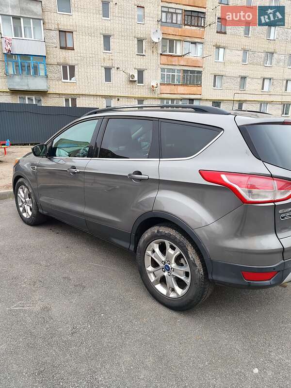 Внедорожник / Кроссовер Ford Escape 2013 в Калиновке