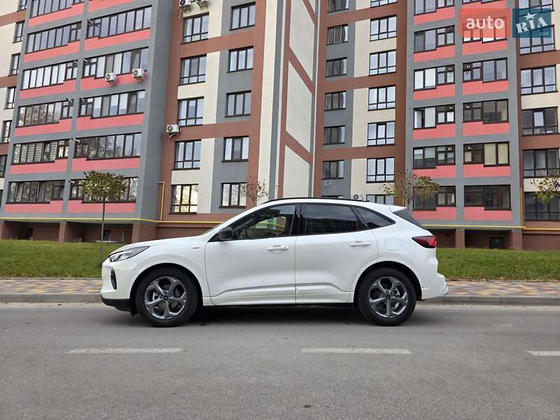 Позашляховик / Кросовер Ford Escape 2024 в Тернополі