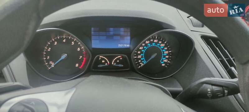 Внедорожник / Кроссовер Ford Escape 2012 в Гнивани