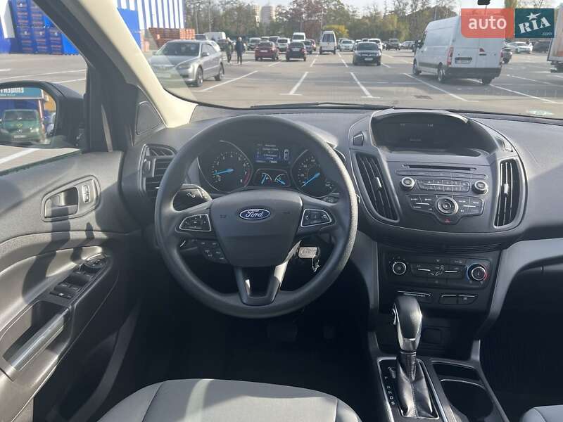 Внедорожник / Кроссовер Ford Escape 2018 в Киеве