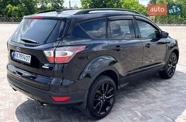 Внедорожник / Кроссовер Ford Escape 2018 в Киеве