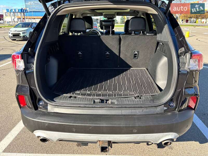 Позашляховик / Кросовер Ford Escape 2020 в Києві