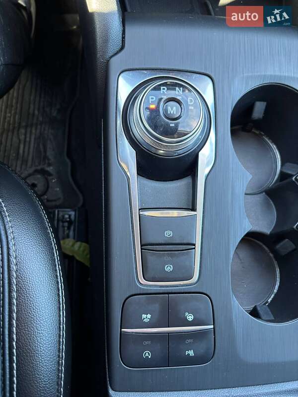 Позашляховик / Кросовер Ford Escape 2020 в Києві