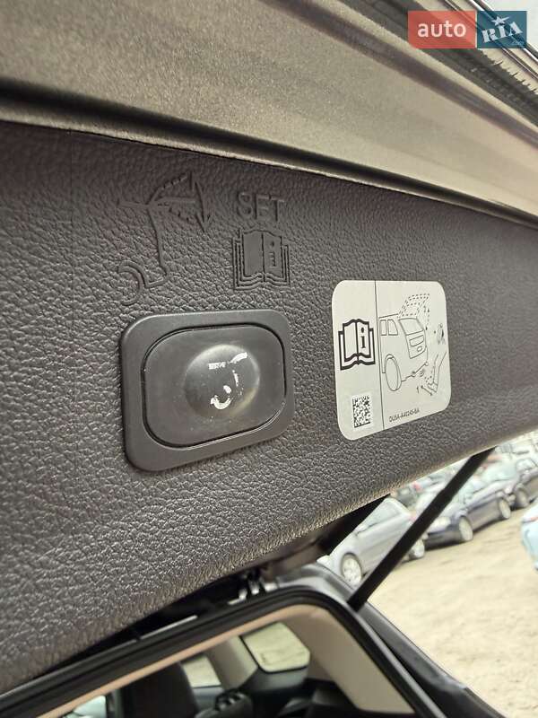 Внедорожник / Кроссовер Ford Escape 2016 в Сумах фото 13 Внедорожник / Кроссовер Ford Escape 2016 в Сумах