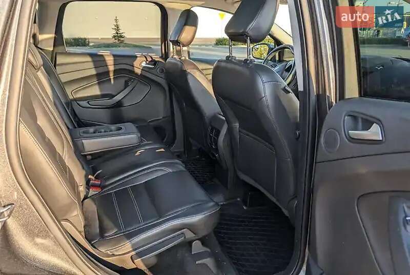 Внедорожник / Кроссовер Ford Escape 2018 в Тернополе