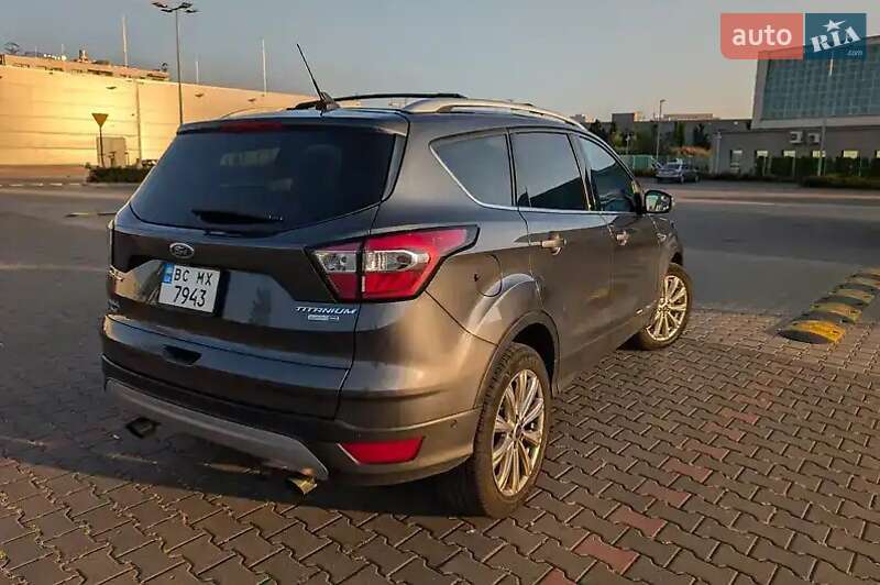 Внедорожник / Кроссовер Ford Escape 2018 в Тернополе