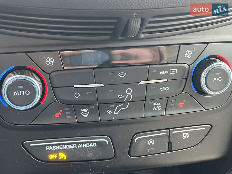 Внедорожник / Кроссовер Ford Escape 2016 в Львове фото 14 Внедорожник / Кроссовер Ford Escape 2016 в Львове