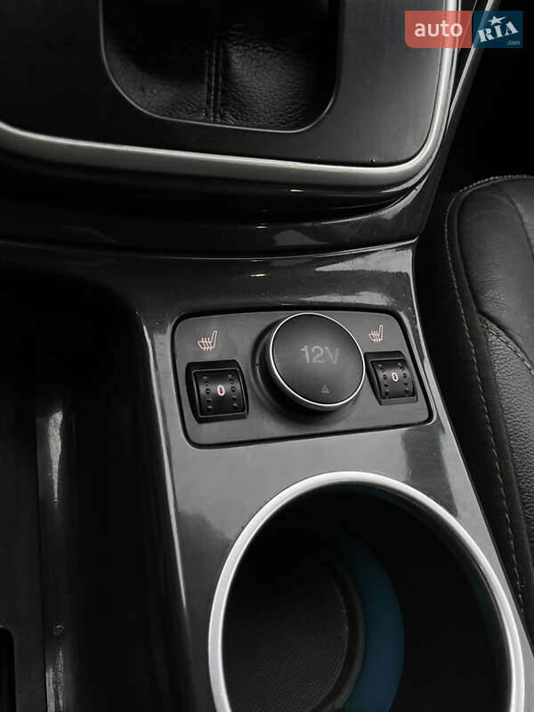 Внедорожник / Кроссовер Ford Escape 2013 в Одессе