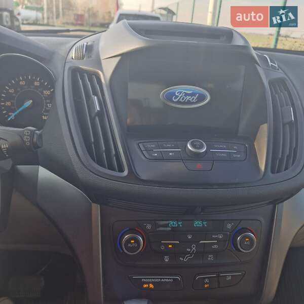 Позашляховик / Кросовер Ford Escape 2017 в Броварах фото 11 Позашляховик / Кросовер Ford Escape 2017 в Броварах
