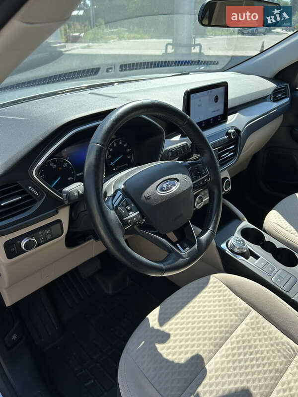 Внедорожник / Кроссовер Ford Escape 2021 в Кременчуге фото 8 Внедорожник / Кроссовер Ford Escape 2021 в Кременчуге