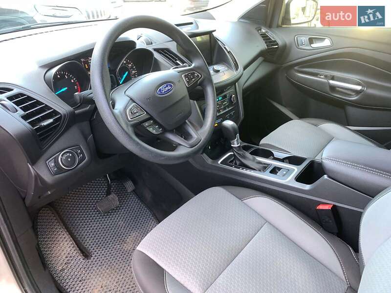 Позашляховик / Кросовер Ford Escape 2017 в Вінниці фото 33 Позашляховик / Кросовер Ford Escape 2017 в Вінниці