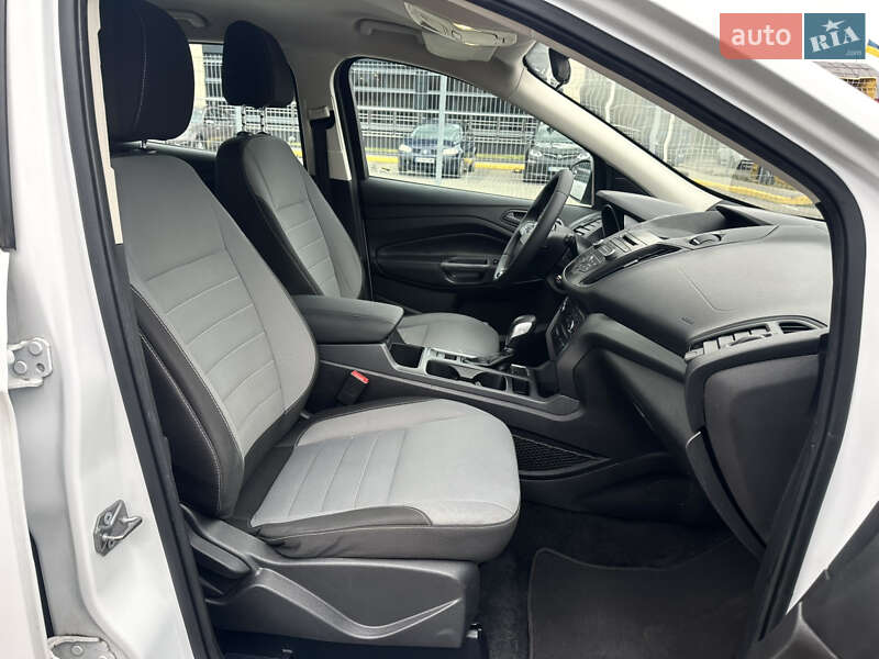 Внедорожник / Кроссовер Ford Escape 2017 в Львове фото 16 Внедорожник / Кроссовер Ford Escape 2017 в Львове
