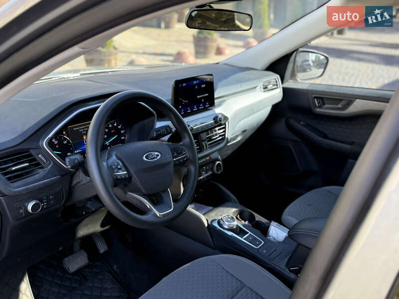 Позашляховик / Кросовер Ford Escape 2022 в Тернополі