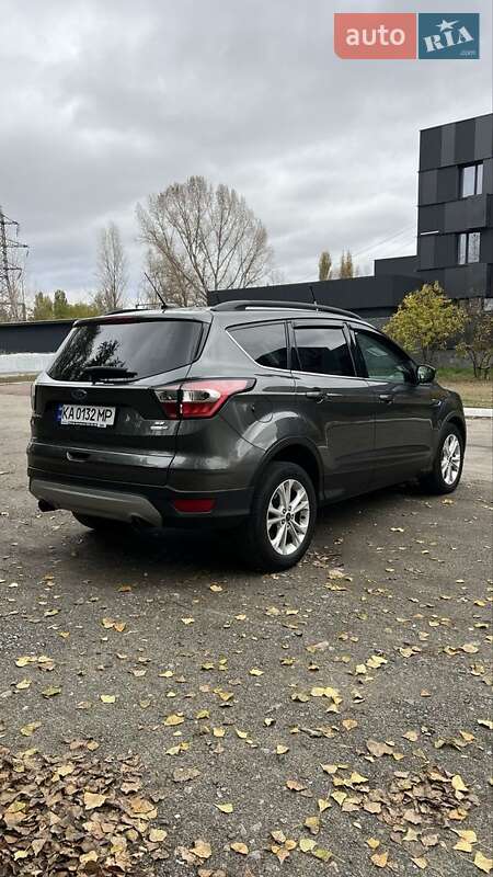 Внедорожник / Кроссовер Ford Escape 2016 в Киеве фото 6 Внедорожник / Кроссовер Ford Escape 2016 в Киеве