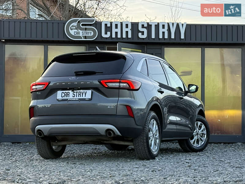 Внедорожник / Кроссовер Ford Escape 2023 в Стрые