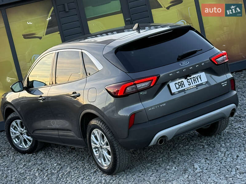 Внедорожник / Кроссовер Ford Escape 2023 в Стрые