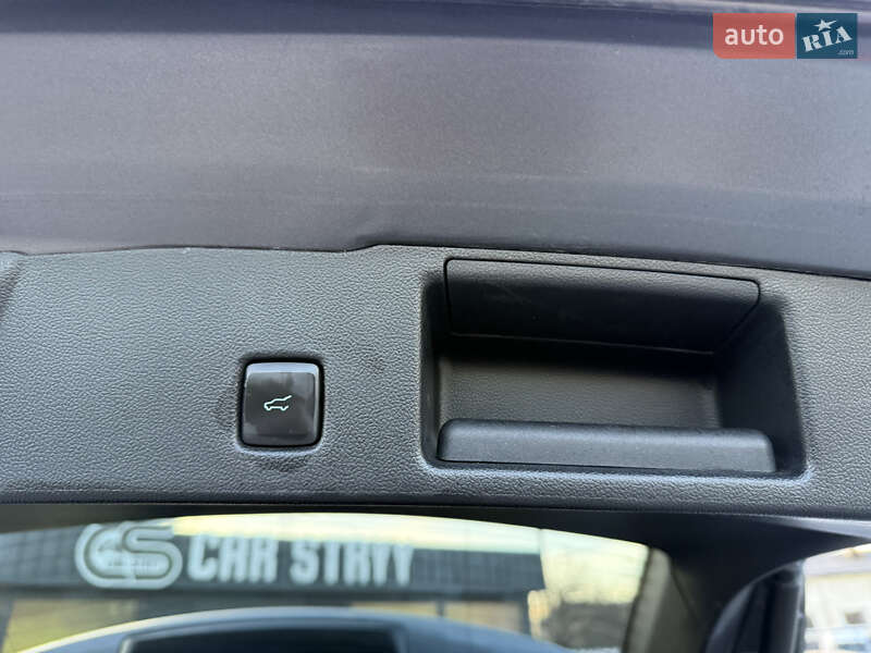 Внедорожник / Кроссовер Ford Escape 2023 в Стрые