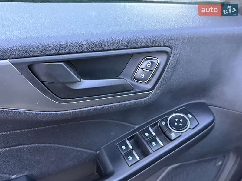 Внедорожник / Кроссовер Ford Escape 2023 в Стрые