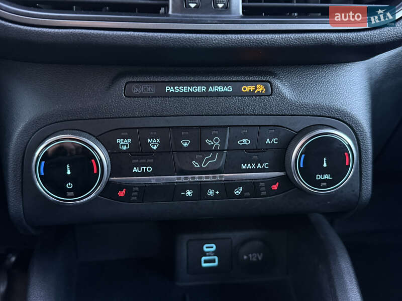 Внедорожник / Кроссовер Ford Escape 2023 в Стрые