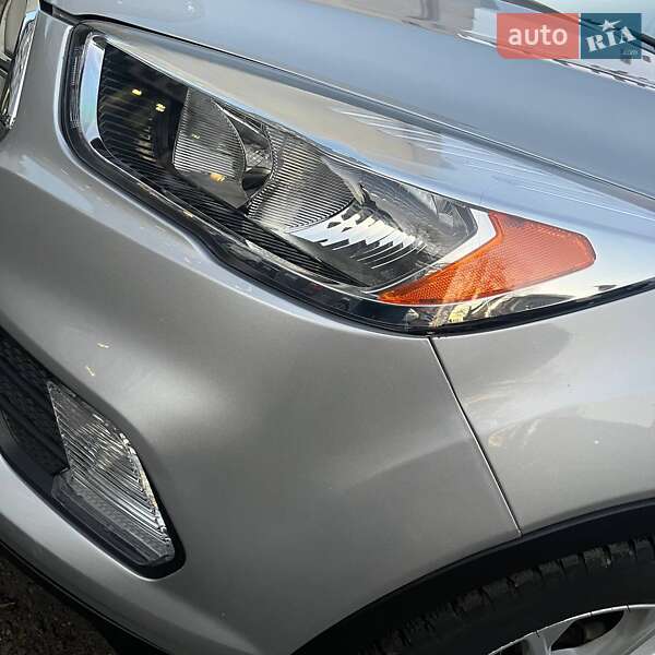 Внедорожник / Кроссовер Ford Escape 2018 в Львове