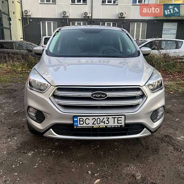 Внедорожник / Кроссовер Ford Escape 2018 в Львове