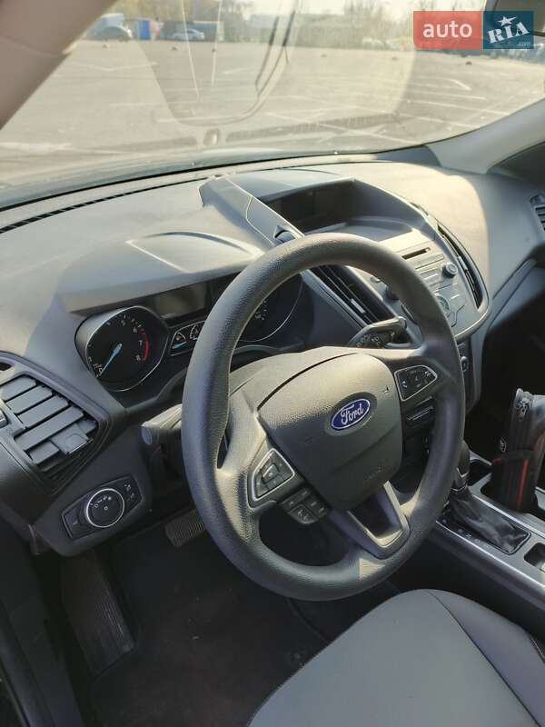 Внедорожник / Кроссовер Ford Escape 2018 в Днепре фото 17 Внедорожник / Кроссовер Ford Escape 2018 в Днепре