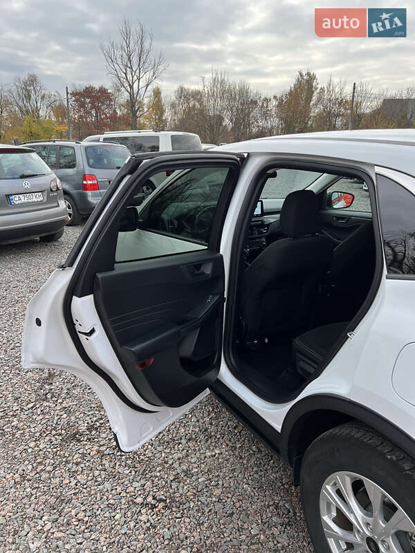 Внедорожник / Кроссовер Ford Escape 2023 в Черкассах