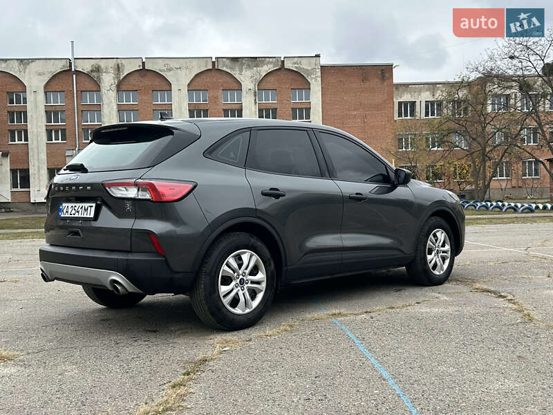 Внедорожник / Кроссовер Ford Escape 2020 в Полтаве